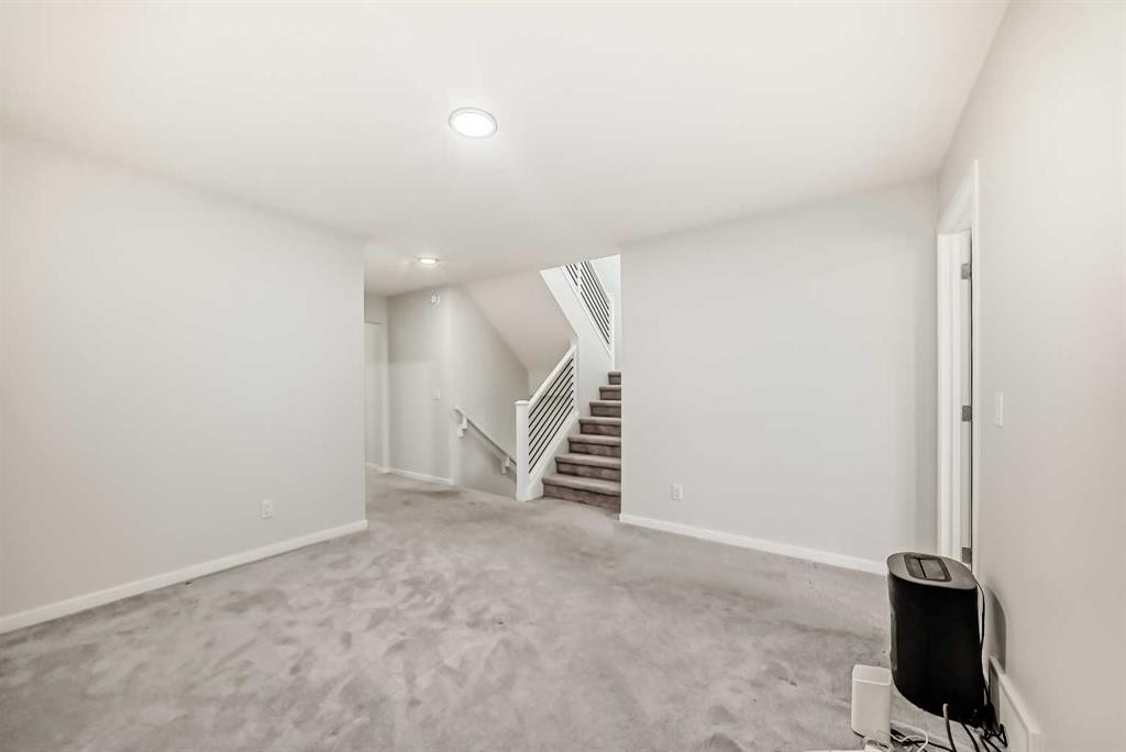 305 Edith Road Nw, Calgary, AB