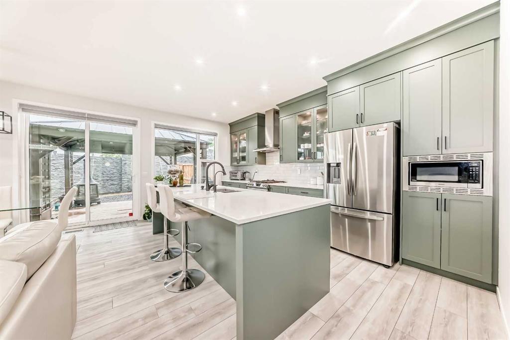 305 Edith Road Nw, Calgary, AB
