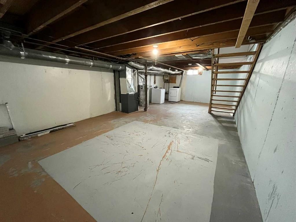 303-2211 19 Street Ne, Calgary, AB - Indoor Photo Showing Basement