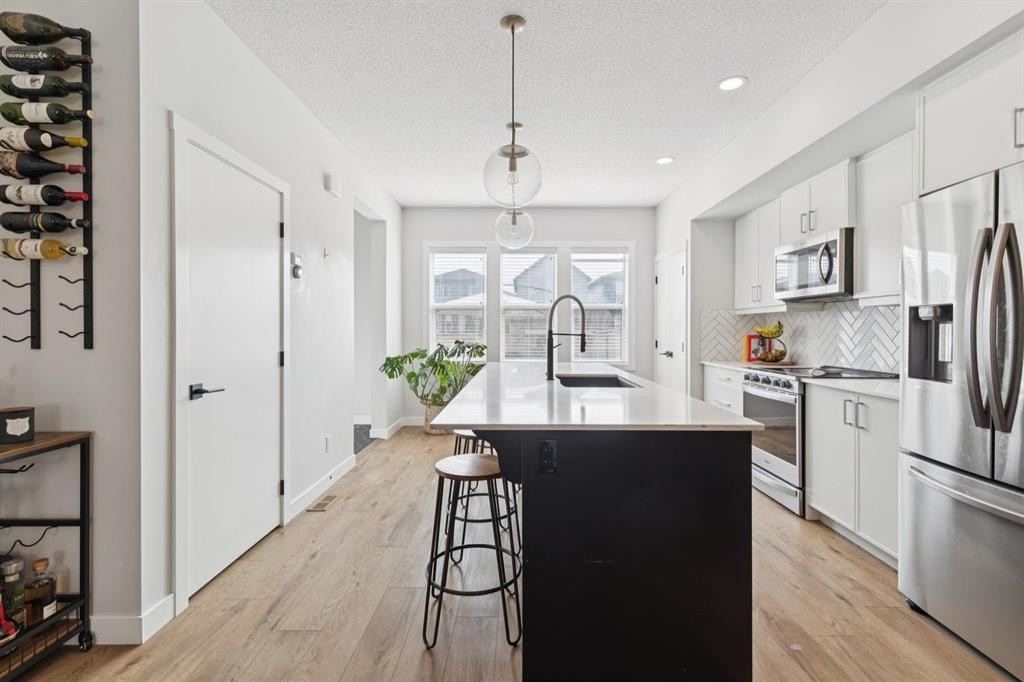 124 Wolf Willow Boulevard Se, Calgary, AB