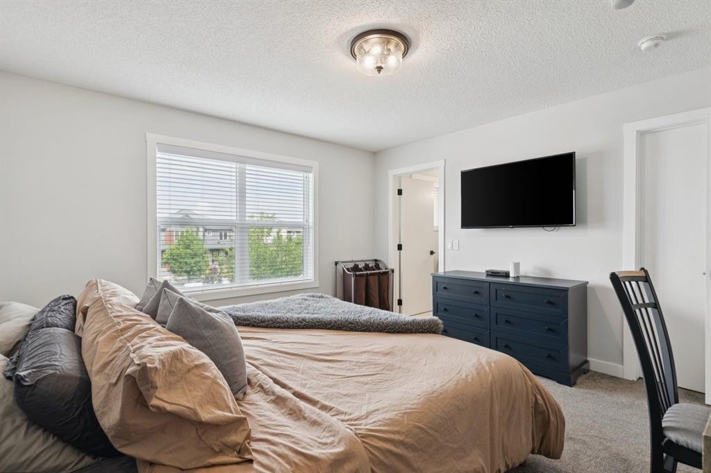 124 Wolf Willow Boulevard Se, Calgary, AB