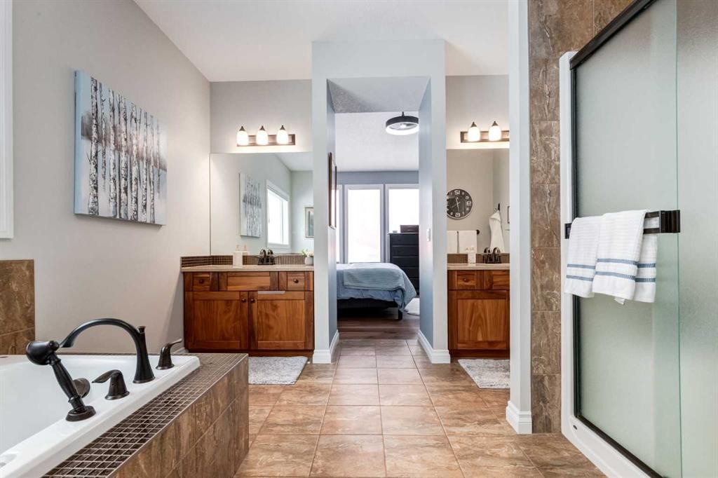 237 Aspenmere Circle, Chestermere, AB