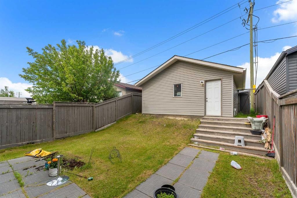 91 Saddlebrook Way Ne, Calgary, AB - Outdoor