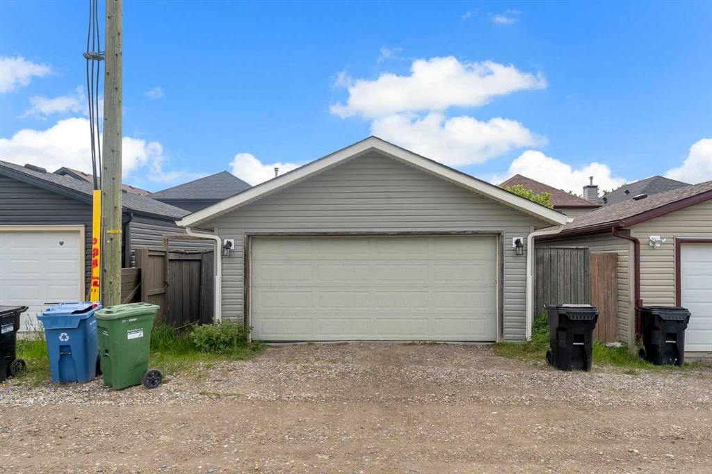 91 Saddlebrook Way Ne, Calgary, AB - Outdoor With Exterior