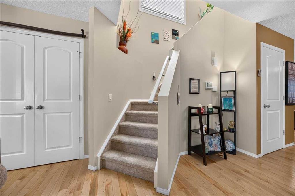 491 Copperpond Boulevard Se, Calgary, AB