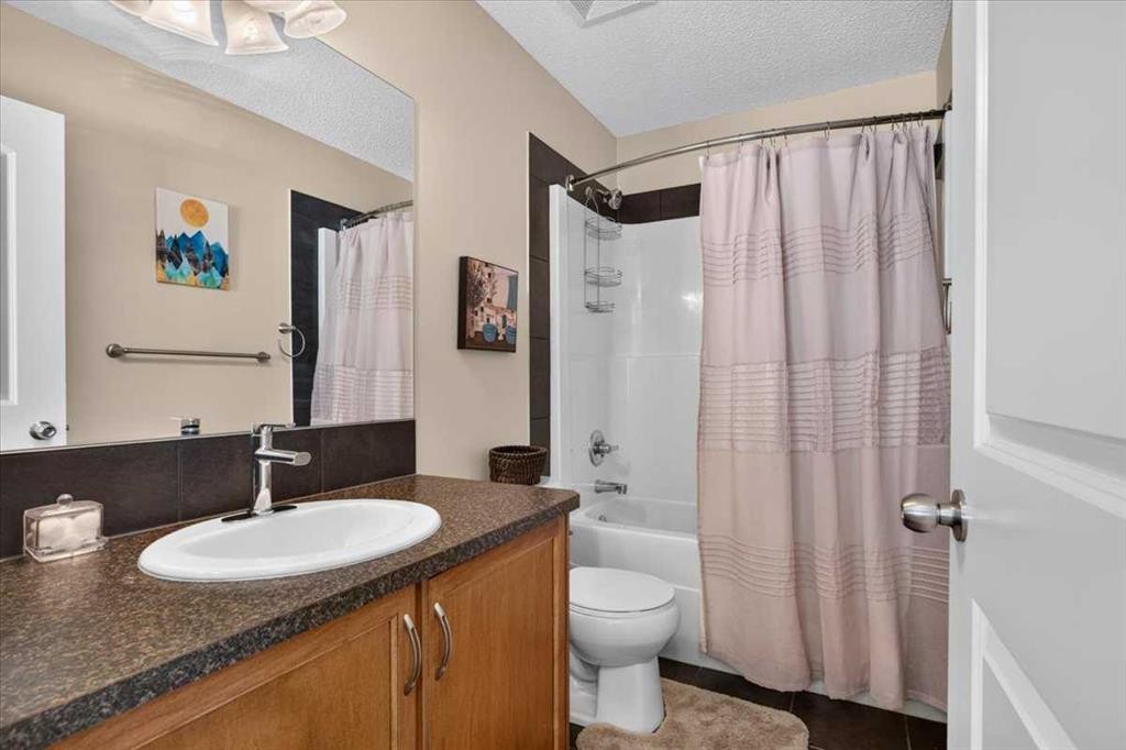491 Copperpond Boulevard Se, Calgary, AB