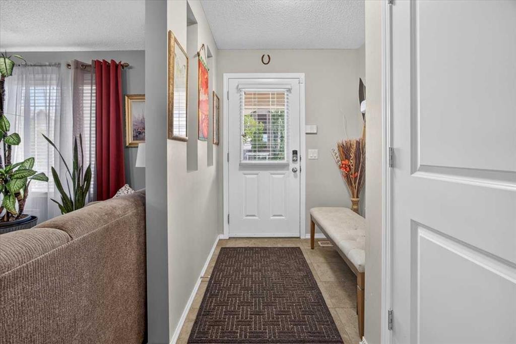 491 Copperpond Boulevard Se, Calgary, AB