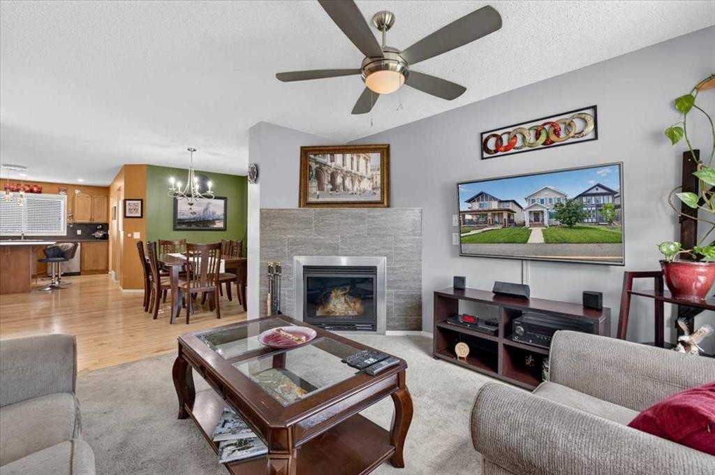 491 Copperpond Boulevard Se, Calgary, AB