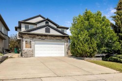 31 Gleneagles Terrace Cochrane, AB T4C 1W4