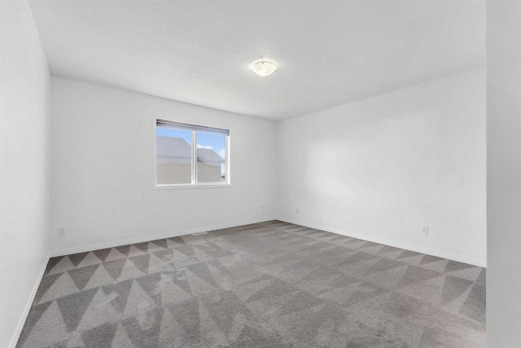 7 Saddlecrest Terrace Ne, Calgary, AB - Indoor Photo Showing Other Room