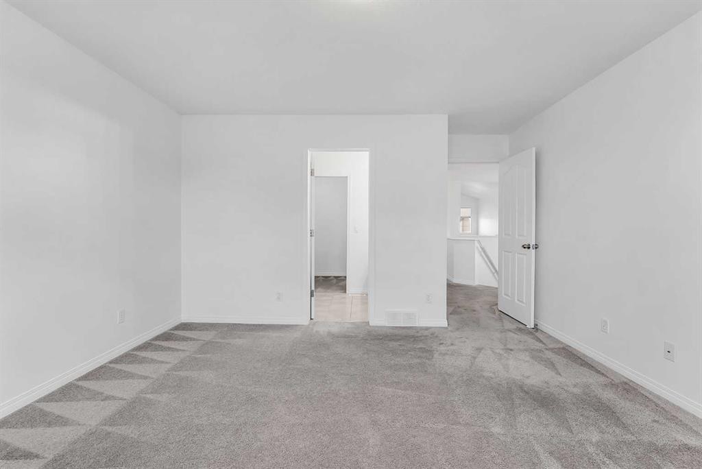 7 Saddlecrest Terrace Ne, Calgary, AB - Indoor Photo Showing Other Room