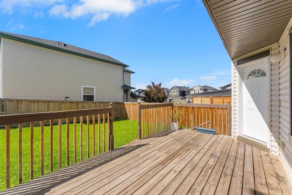 7 Saddlecrest Terrace Ne, Calgary, AB - Outdoor With Deck Patio Veranda With Exterior