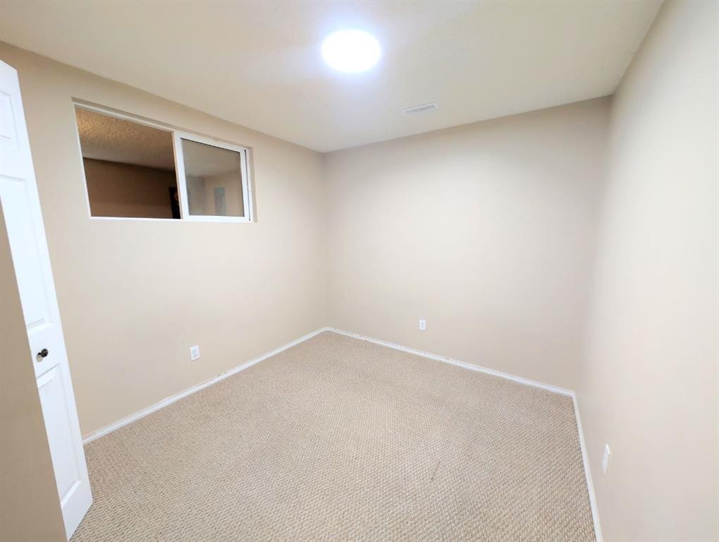 184 Taralake Terrace Ne, Calgary, AB - Indoor Photo Showing Other Room