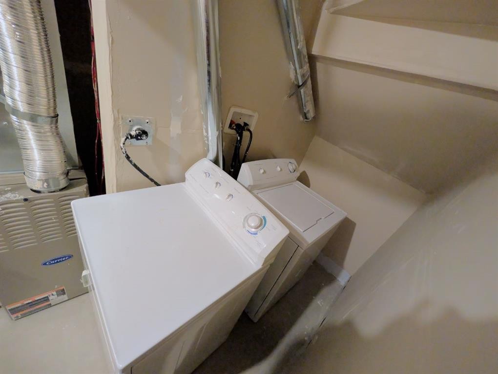184 Taralake Terrace Ne, Calgary, AB - Indoor Photo Showing Laundry Room