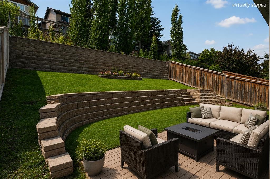 338 Panamount Drive Nw, Calgary, AB - Outdoor