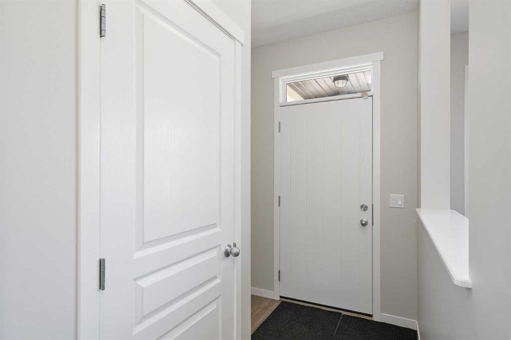 849 Mahogany Boulevard Se, Calgary, AB - Indoor Photo Showing Other Room