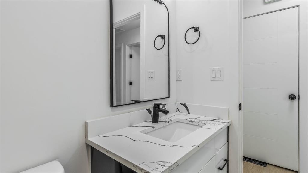 172 Pinewind Road Ne, Calgary, AB - Indoor