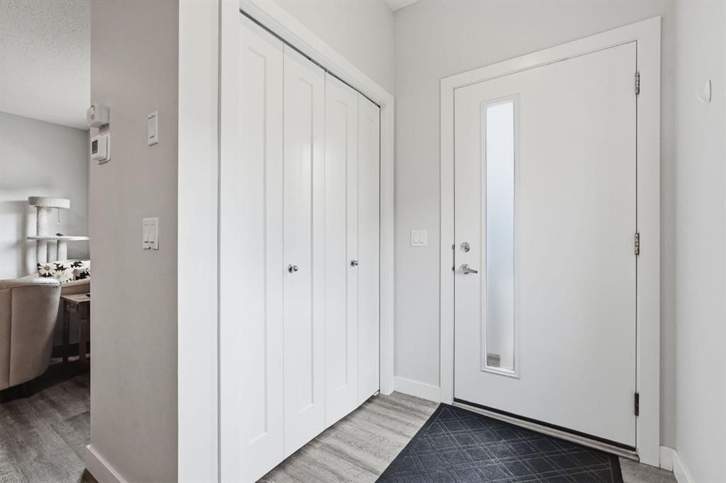 15 Tuscany Summit Square Nw, Calgary, AB - Indoor Photo Showing Other Room