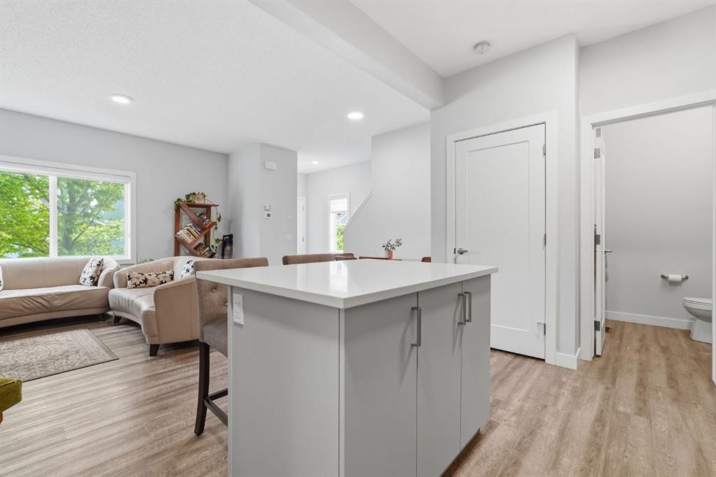 15 Tuscany Summit Square Nw, Calgary, AB - Indoor