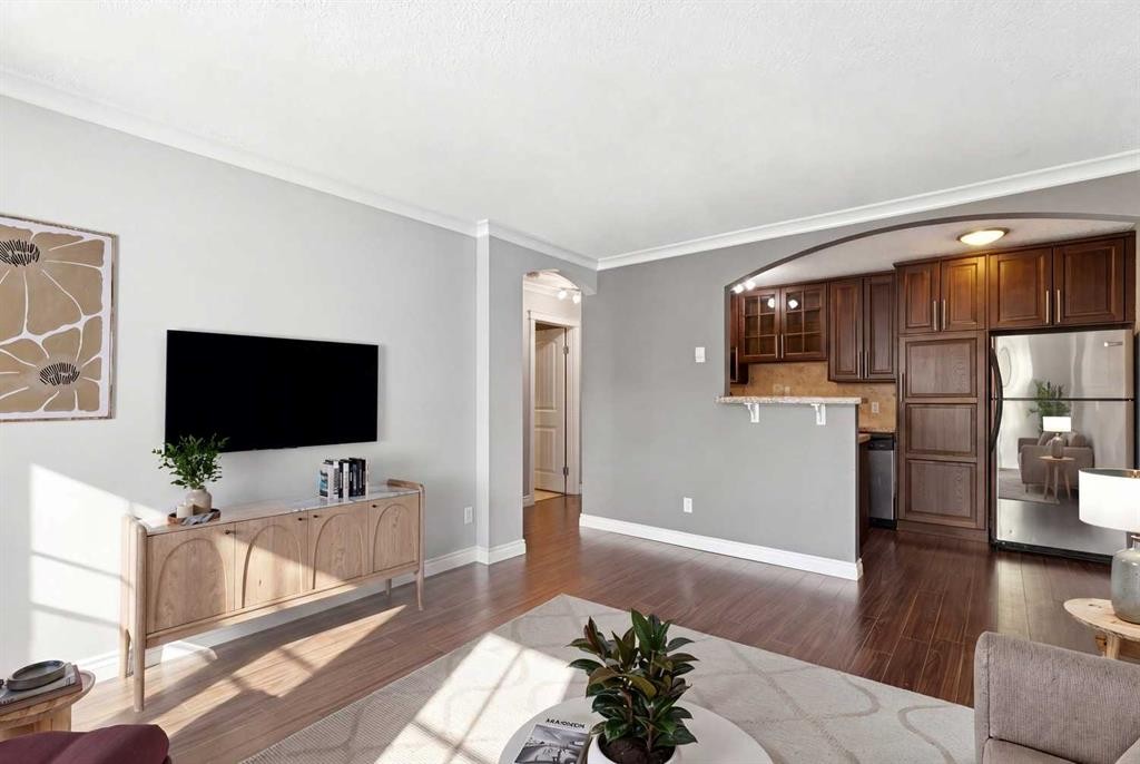 302-110 24 Avenue Sw, Calgary, AB