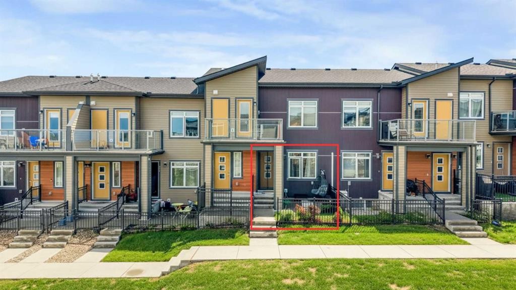167 Sage Bluff Circle Nw, Calgary, AB