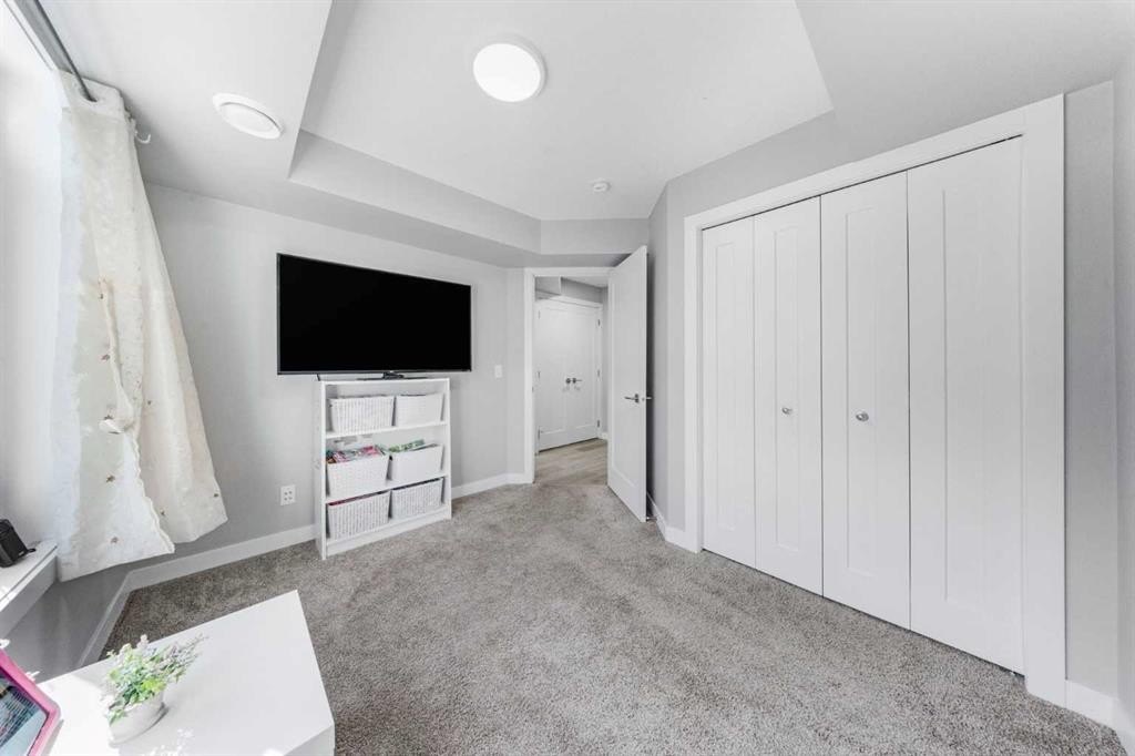 167 Sage Bluff Circle Nw, Calgary, AB