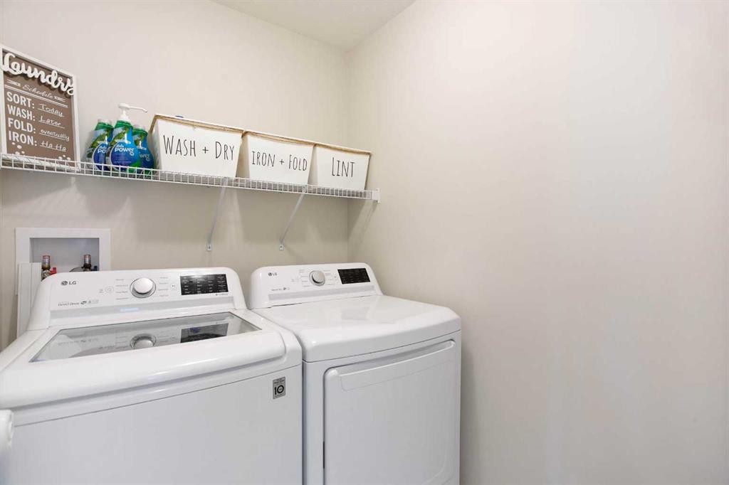 136 Highview Gate Se, Airdrie, AB - Indoor Photo Showing Laundry Room