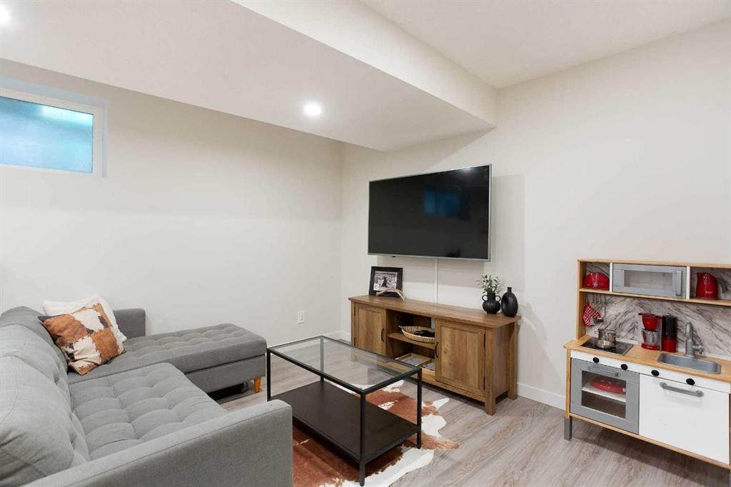 136 Highview Gate Se, Airdrie, AB - Indoor