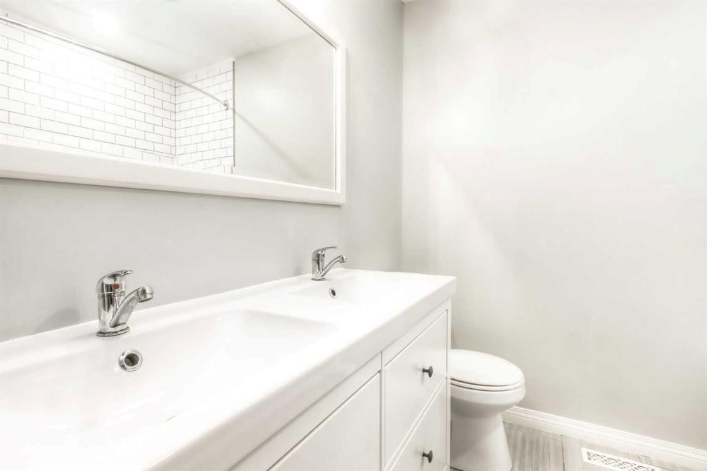 5839 66 Avenue Nw, Calgary, AB