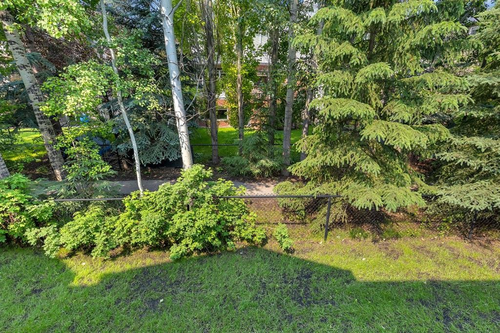 6 Discovery Heights Sw, Calgary, AB