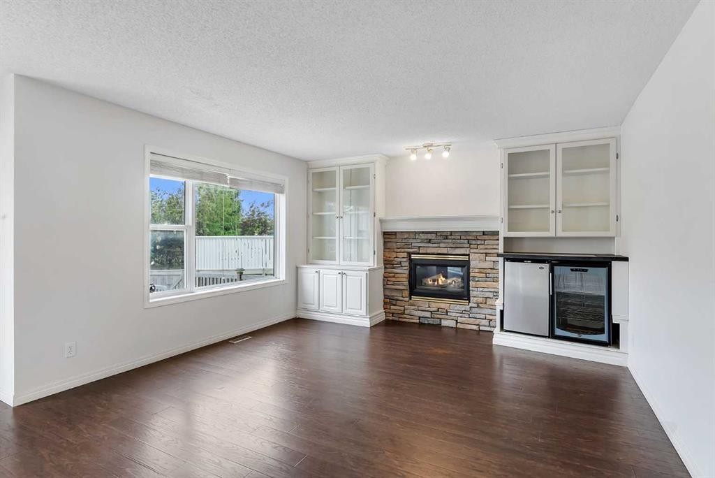 30 Citadel Crest Link Nw, Calgary, AB
