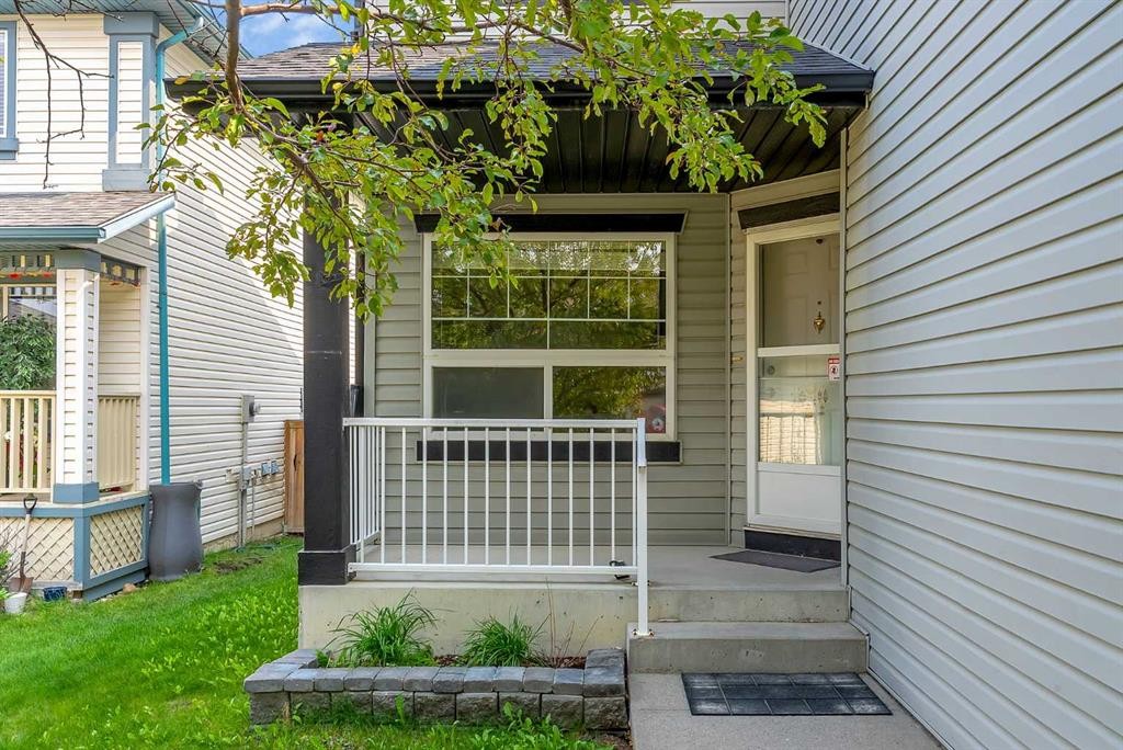 30 Citadel Crest Link Nw, Calgary, AB