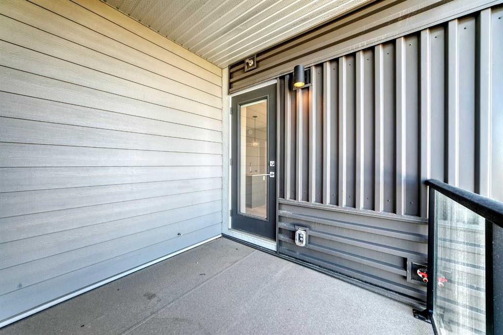 1217-63 Corner Glen Crescent Ne, Calgary, AB - Outdoor With Exterior