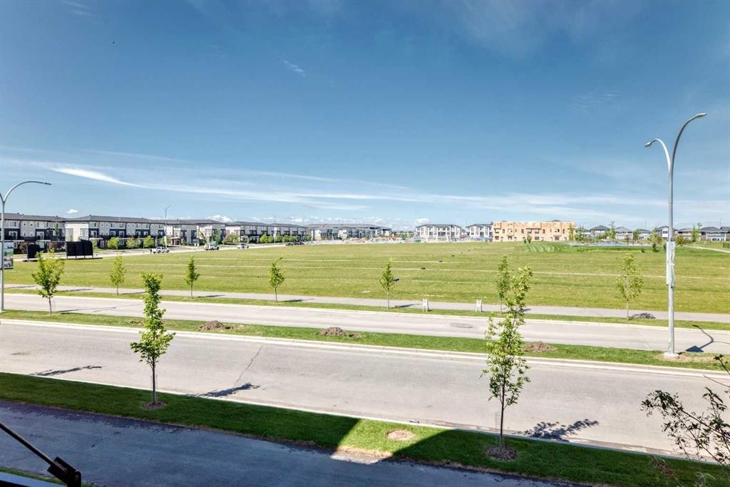 1217-63 Corner Glen Crescent Ne, Calgary, AB - Outdoor With View