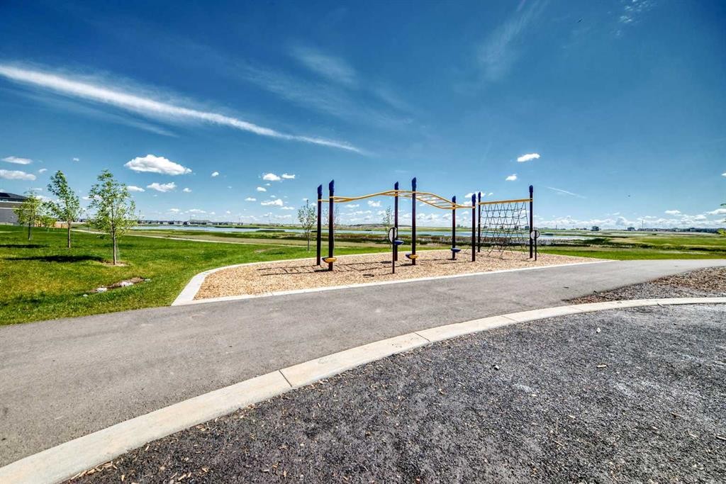 1217-63 Corner Glen Crescent Ne, Calgary, AB - Outdoor With View