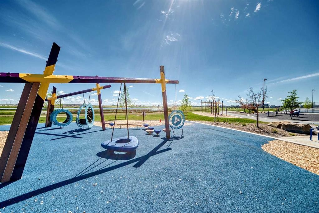 1217-63 Corner Glen Crescent Ne, Calgary, AB - Outdoor With View
