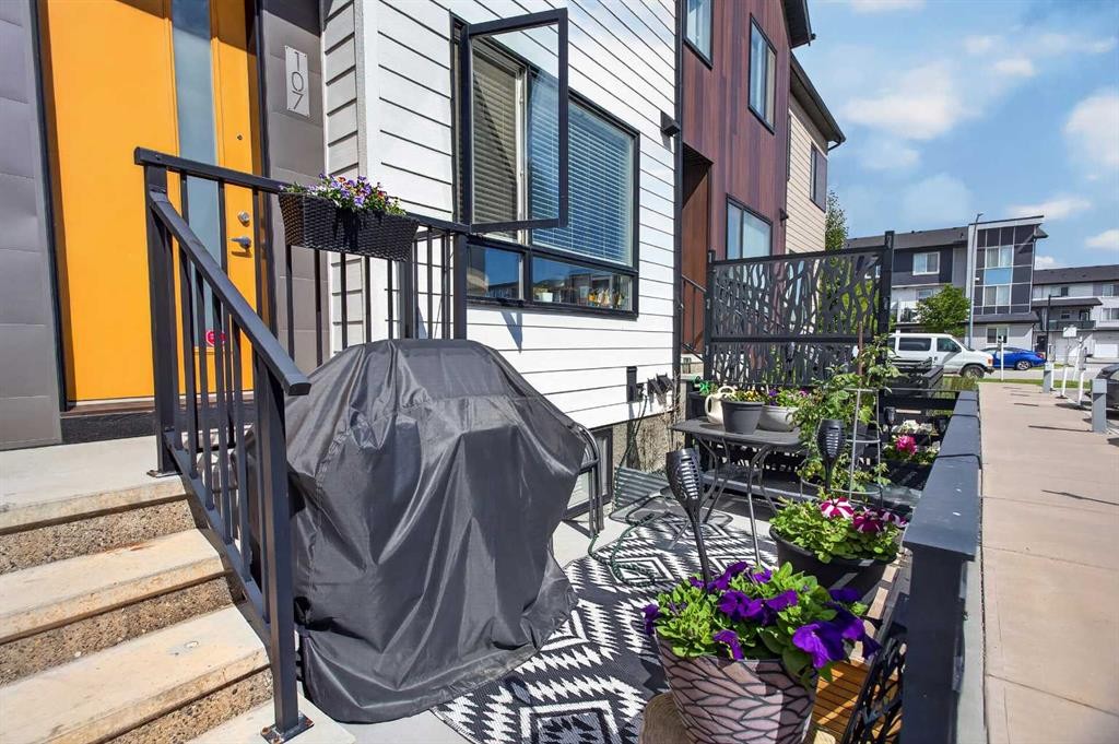 107 Redstone Crescent Ne, Calgary, AB