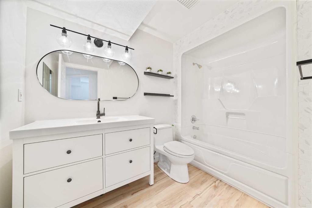 40 Silver Ridge Court Nw, Calgary, AB