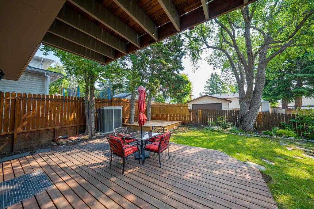 40 Silver Ridge Court Nw, Calgary, AB
