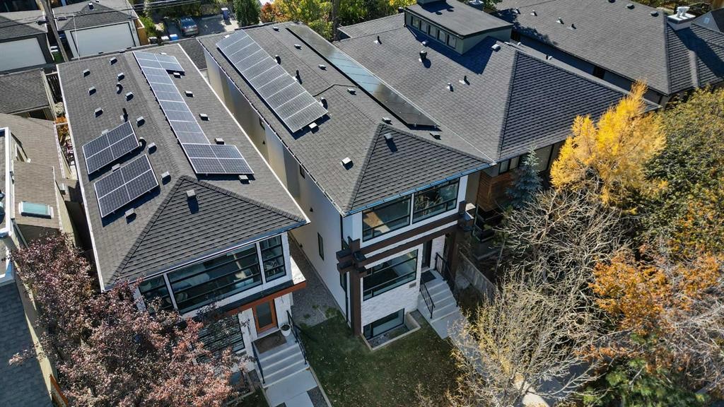 2115 Bowness Road Nw, Calgary, AB