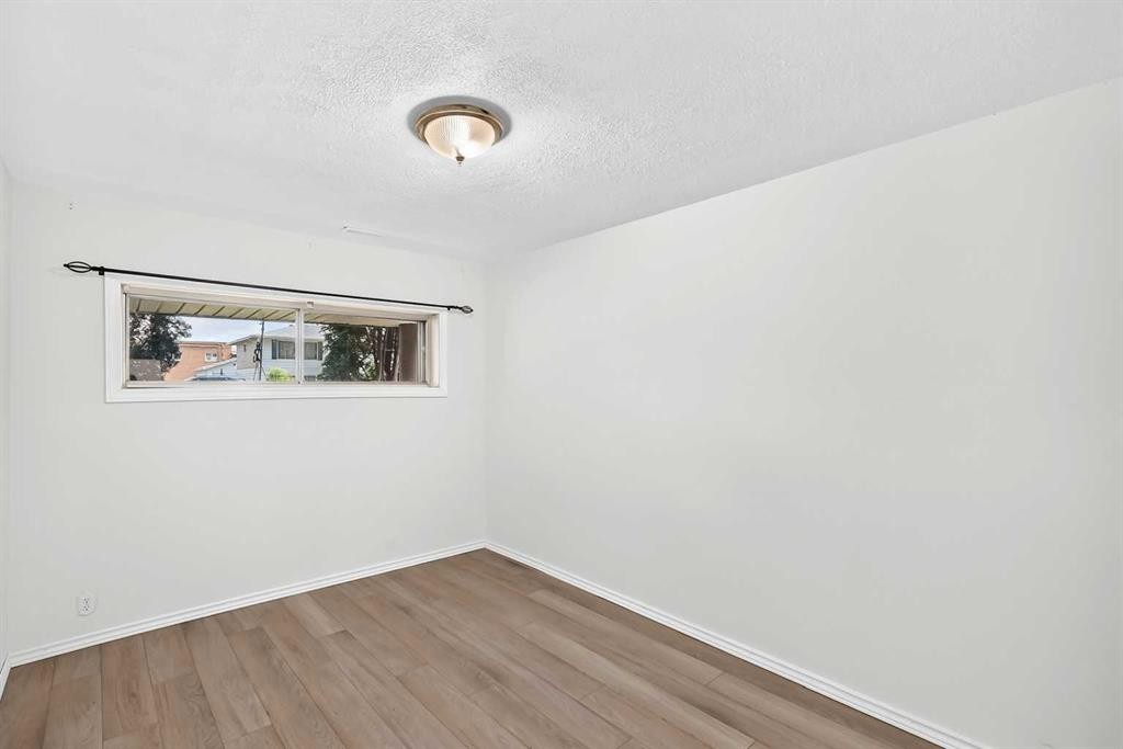 16501 106 Avenue Nw, Edmonton, AB - Indoor Photo Showing Other Room