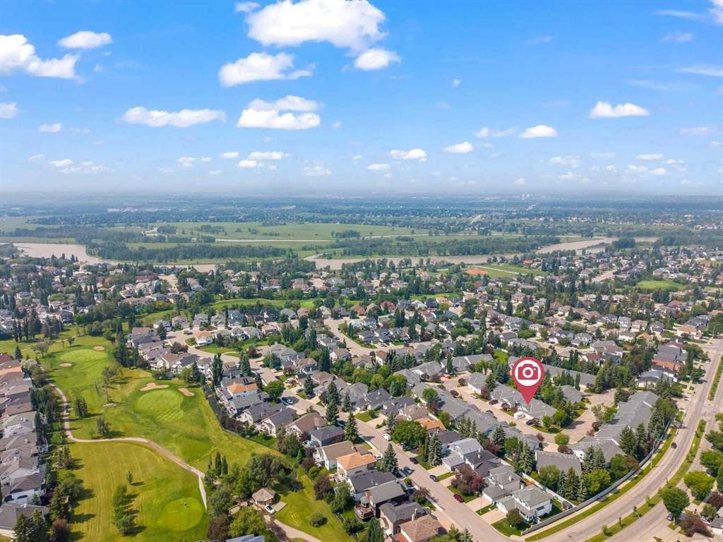 33 Douglasview Park Se, Calgary, AB