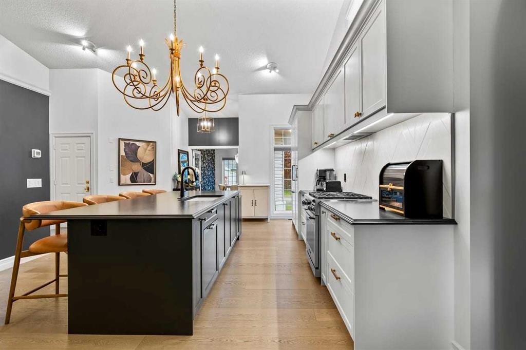 33 Douglasview Park Se, Calgary, AB