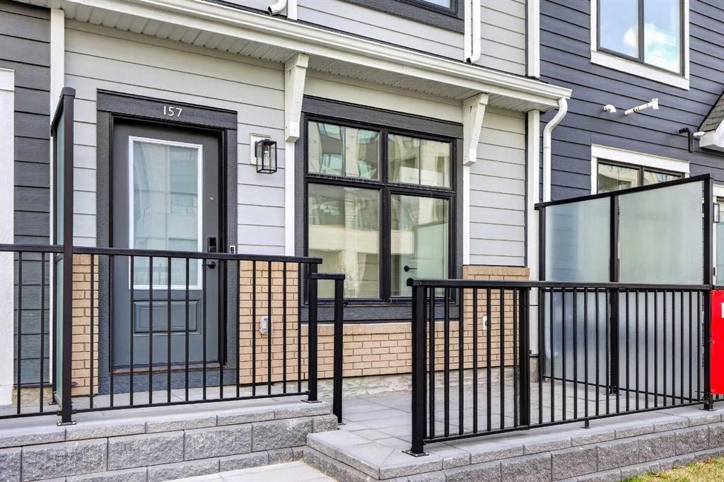 157 Mahogany Gardens Se, Calgary, AB