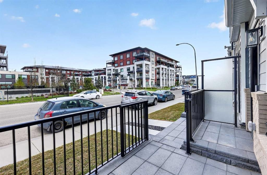 157 Mahogany Gardens Se, Calgary, AB