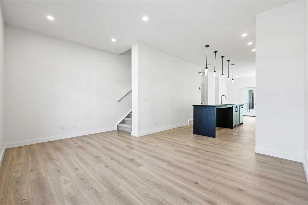 157 Mahogany Gardens Se, Calgary, AB