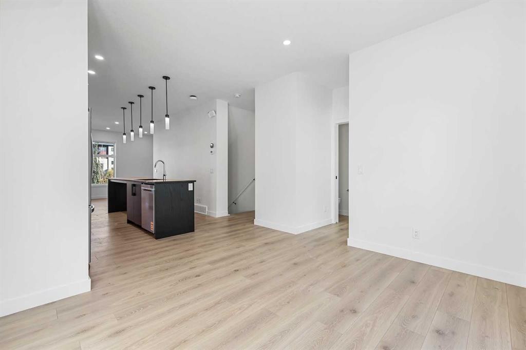 157 Mahogany Gardens Se, Calgary, AB