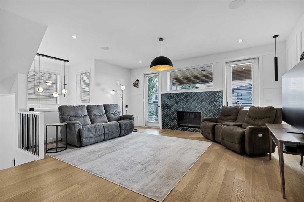 44 Timberline Way Sw, Calgary, AB - Indoor Photo Showing Living Room With Fireplace