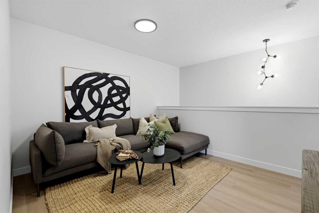 695 Buffaloberry Manor Se, Calgary, AB - Indoor