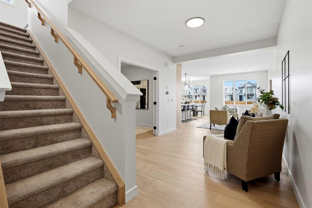 695 Buffaloberry Manor Se, Calgary, AB - Indoor Photo Showing Other Room